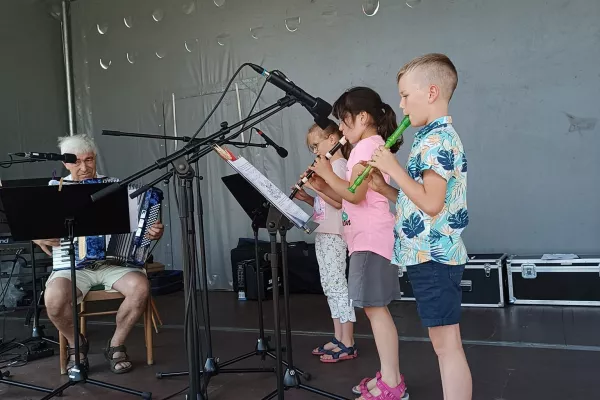 Hrajeme na akci Prezentace poskytovatelů sociálních služeb