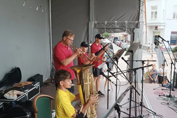 Hrajeme na akci Prezentace poskytovatelů sociálních služeb